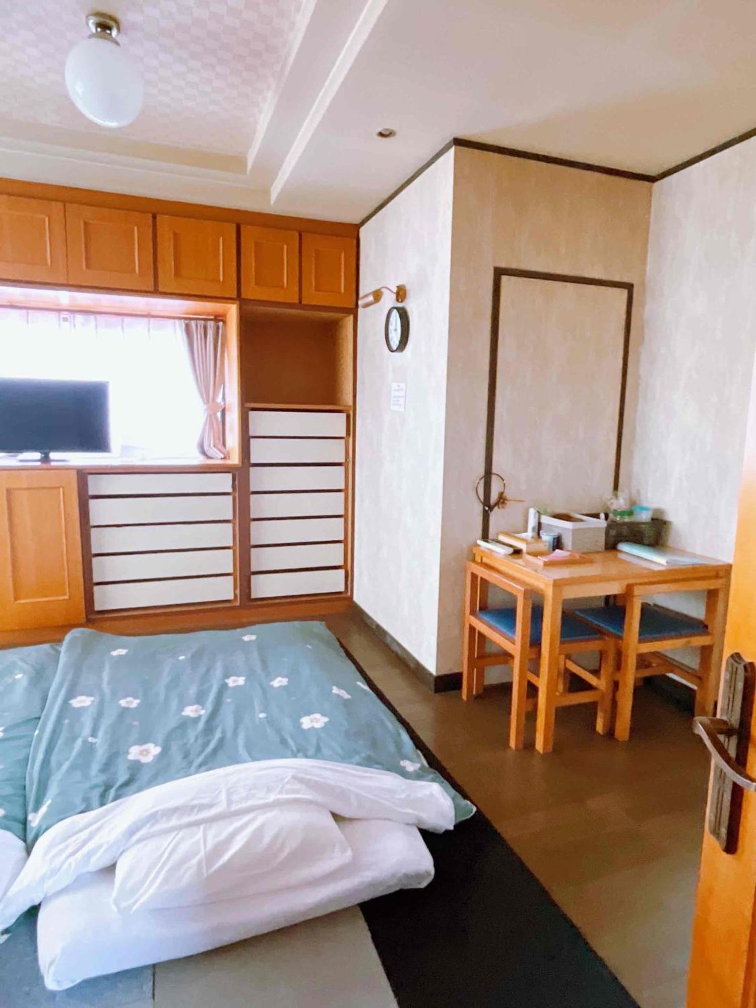 T&T Fujiyama Guest House Fujiyoshida Exterior foto